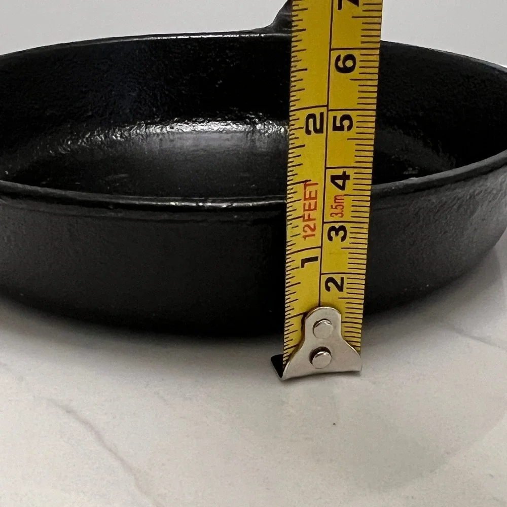 Wagner's 1891 Original Cast Iron Skillet‎ 6 1/2